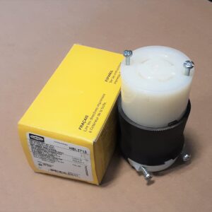 30A 125/250V 3P 4W FEMALE TWSLK