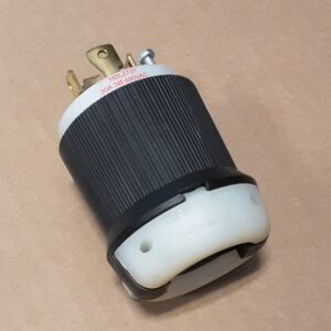 30A 480V 3P 4W 3PH MALE TWSLK