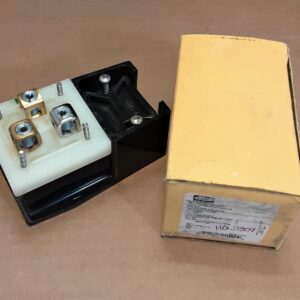 PLUG 30A125V 2P/3W MALE