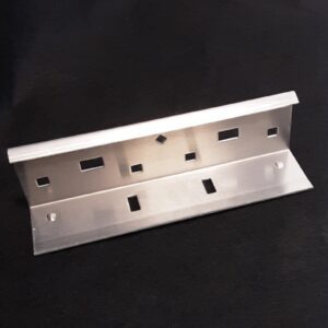 UNITRAY CONN. BRACKET 50MM(2" SIDERAIL)