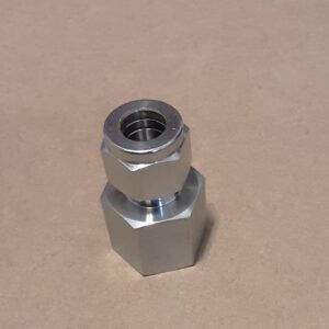 FEMALE CONNECTOR 3/8"TUBE X 3/8"FNPT SS