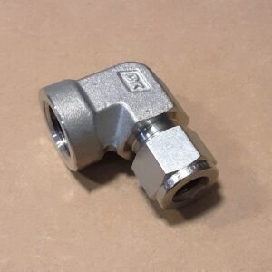 FEMALE ELBOW 1/2T X 1/2FNPT SS